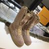 Classic and popular LOUIS VUITTON Louis Vuitton new color launch fabric LV embossed A-level qc6e5p9v