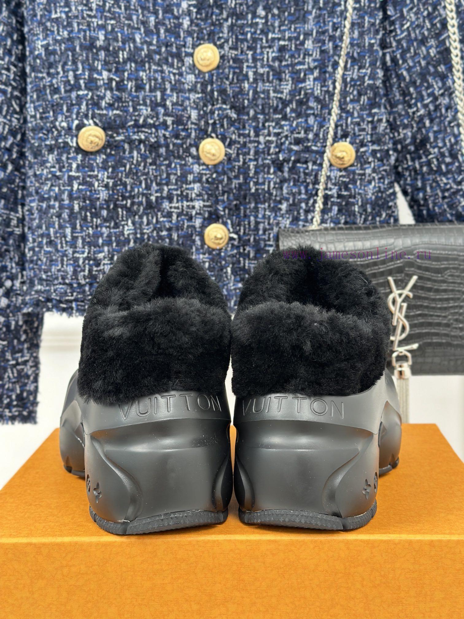 Donkey Shark Shark 🦈 23S autumn and winter new products, casual sports dad hole hairy shoesR9o78oydo - Image 7