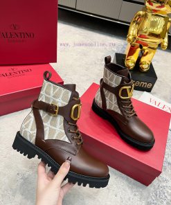 V * Lentino ValentinoTop tierComfortable and versatile on the feet, making you look slimmerHiu4wvvy7
