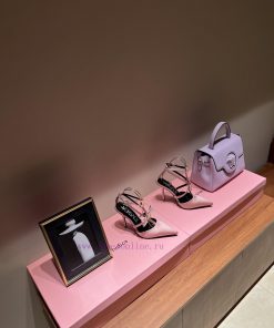The most2023/fW/Versace: The Perfect Interpretation of Medusa|Very rich Italian style pairedd89li11y