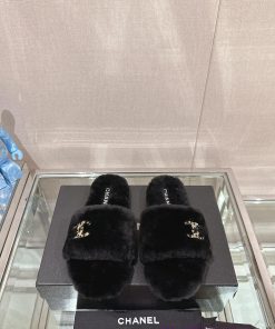 -Chanel 23Ss Autumn/Winter New Collection Chanel Double C Diamond Button Hairy One Word Slip81ydrrqj