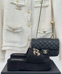 Chanel | Chanel 23c Spring/Summer New ProductsTowel cloth lazy slippersThis year, Chanel hashhj169g6
