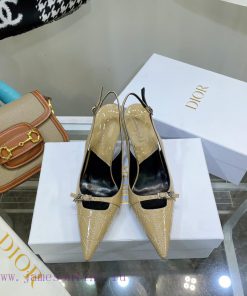 Price not negotiableDIOR 𝟐𝟎𝟐𝟐𝟐/𝐒𝐒𝐧𝐞𝐰 Spring/Summer New Products Middle aged Embroidered High9h02rm3r