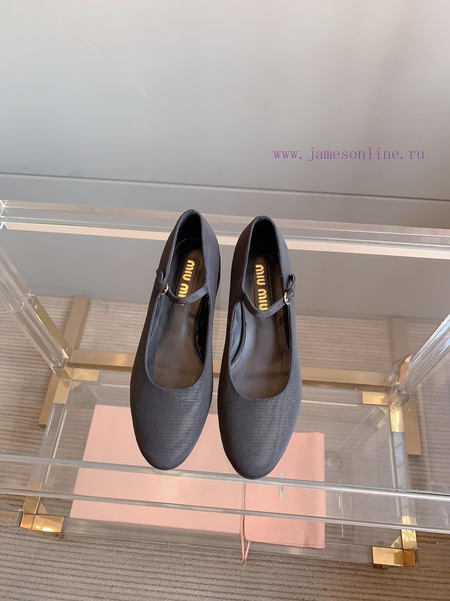 Miu's new thick heel Mary Jane single shoe show, the latest single shoe thick heel design incr7j94nb - Image 2