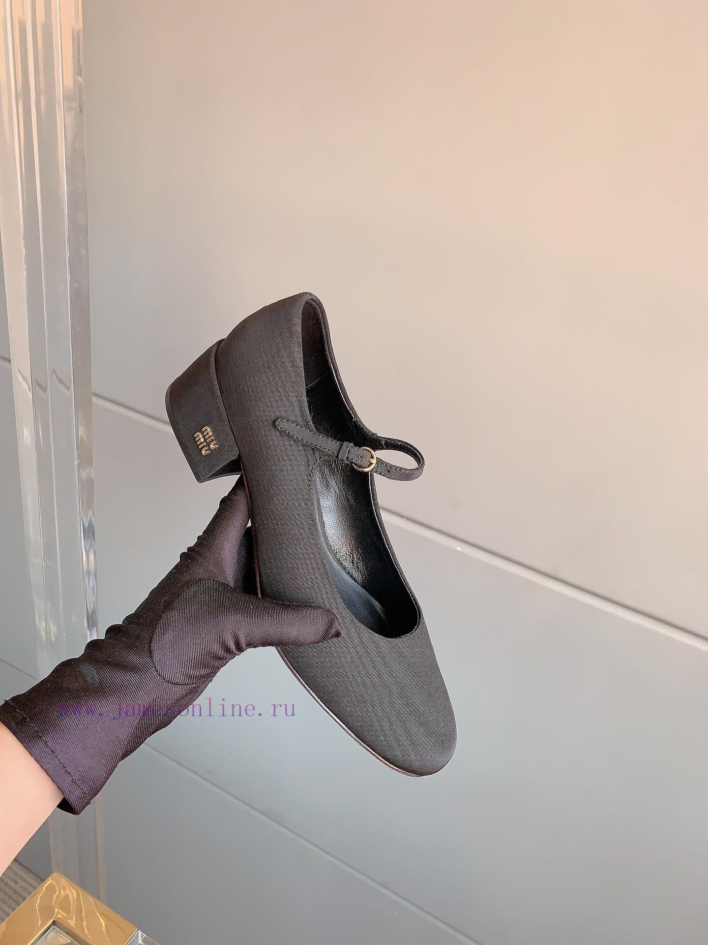 Miu's new thick heel Mary Jane single shoe show, the latest single shoe thick heel design incr7j94nb - Image 5