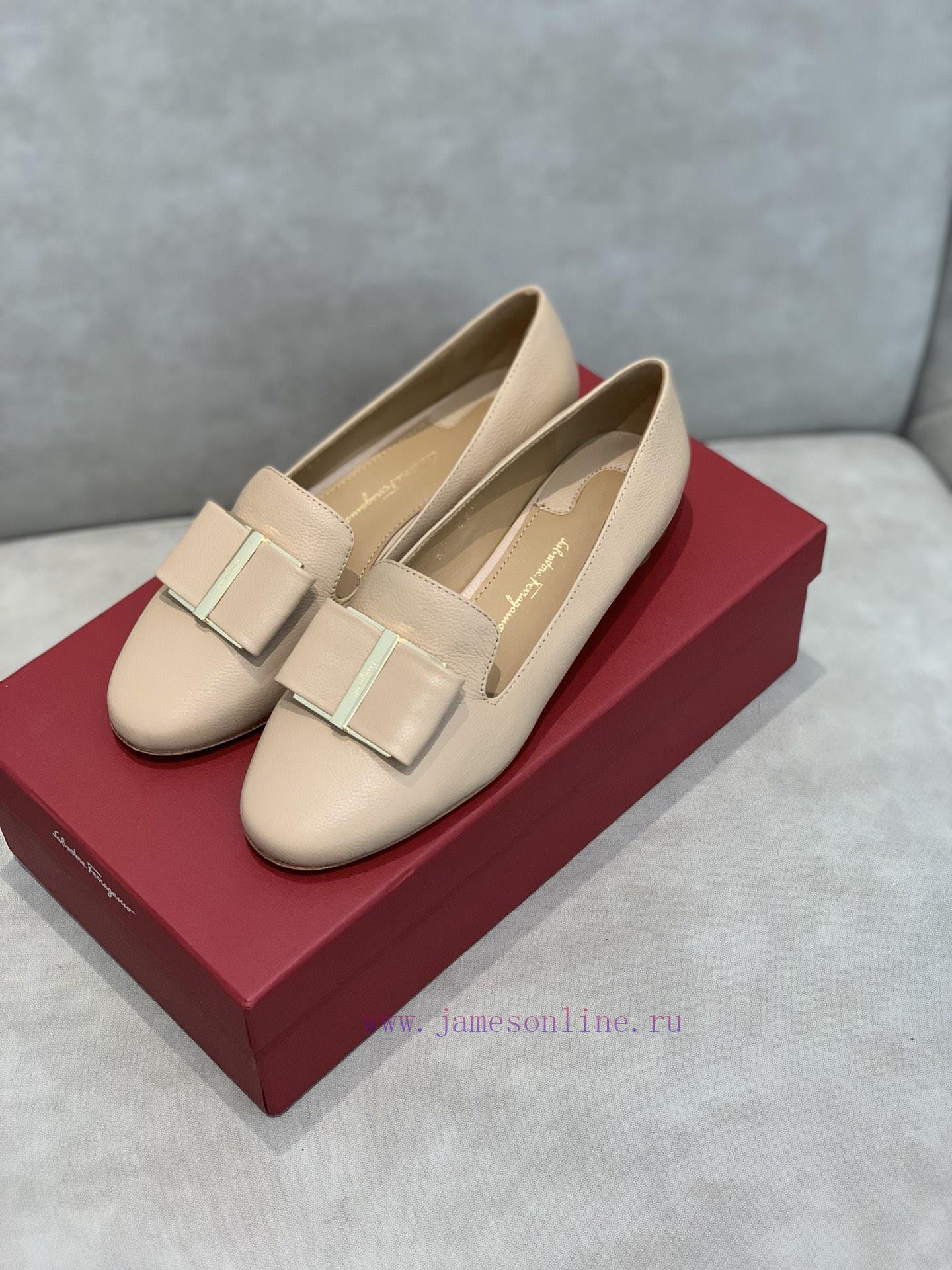 In stock SF salvatore Ferraga * o Ferra * brand new vara round toe big bow cowhide face loafr9t0j7qd