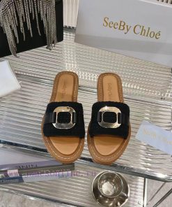 Chloe's new woven slippers for 2024 make a dazzling debut, a perfect match of fashion and co4pkfxysi