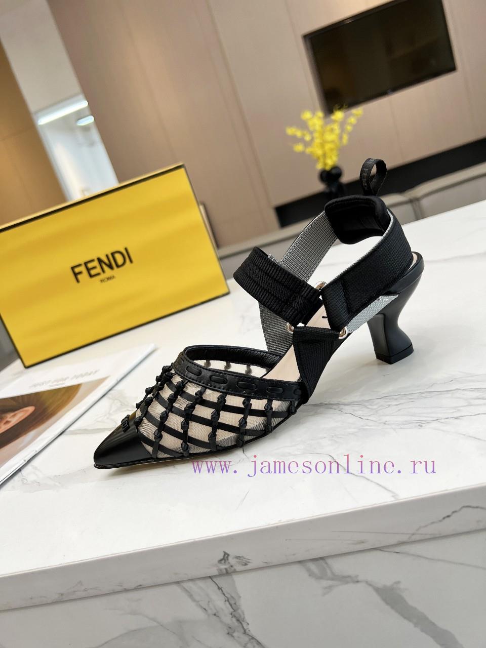 Fendi's new women's shoes feature a unique design and a perfect interpretation of avant-gard9a8ddocz - Image 10