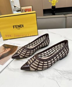 Fendi's new women's shoes feature a unique design and a perfect interpretation of avant-gardp60dutxy
