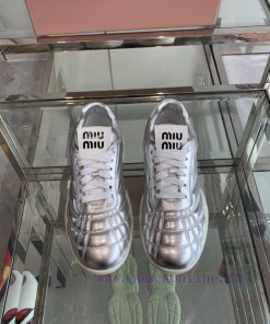 Miu Miu 2024SS new thick soled casual height increasing white shoes, Miu Miu's new 'comfort xu6ii69z