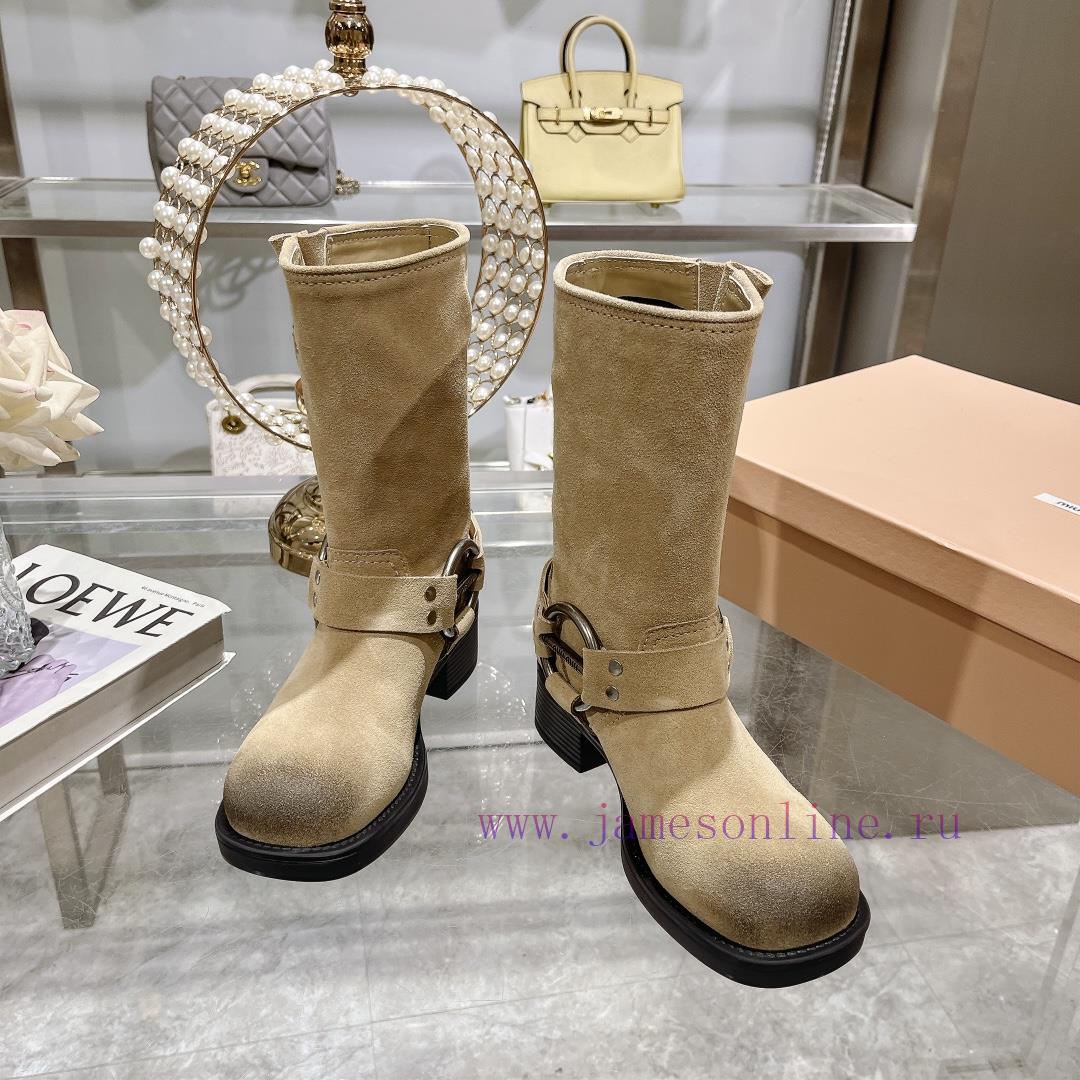 Miumiu 2024 autumn and winter new limited edition lock mouth short boots, new color hot bootcls6ko29 - Image 3