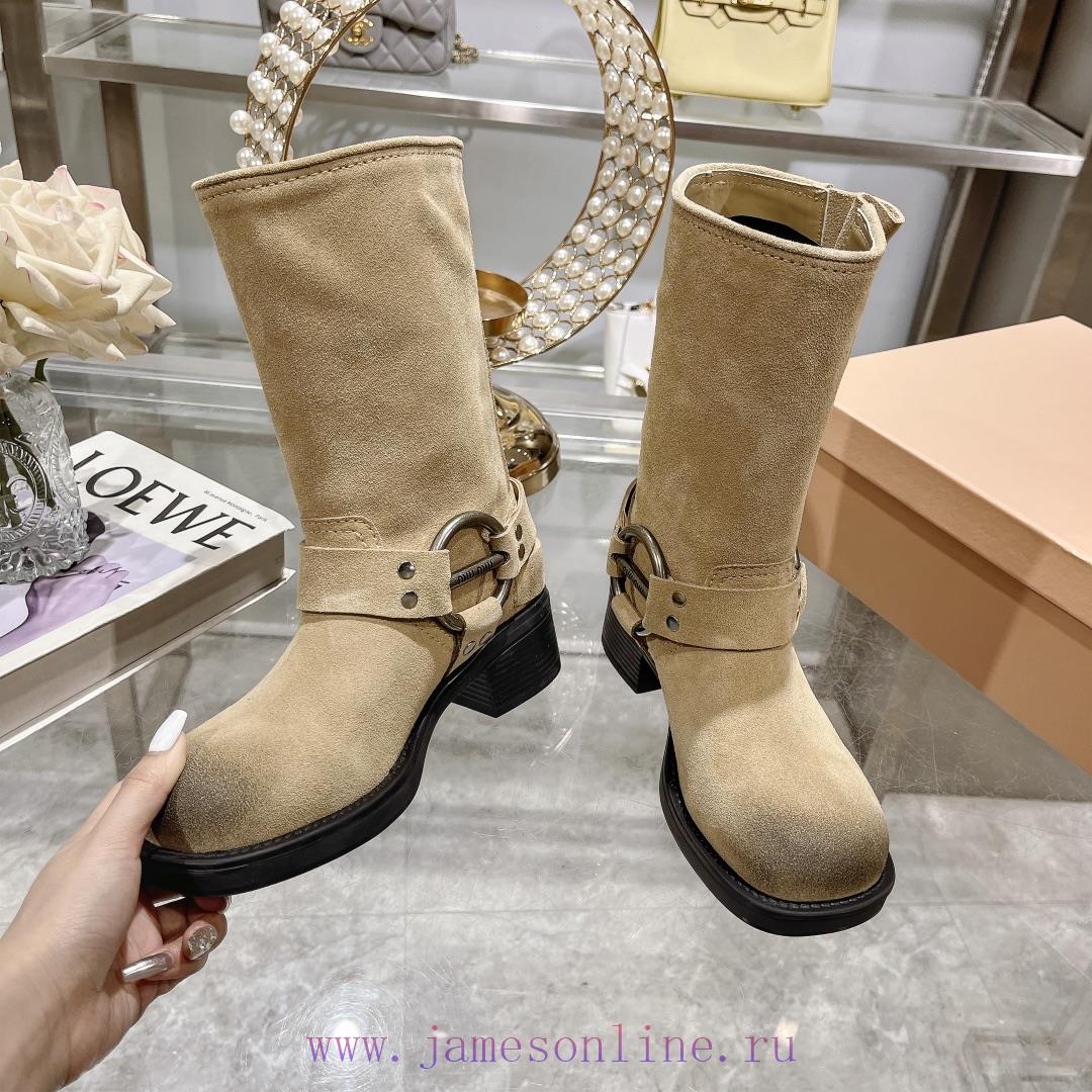 Miumiu 2024 autumn and winter new limited edition lock mouth short boots, new color hot bootcls6ko29 - Image 4