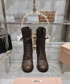 The strap design of the 24SS autumn and winter new short boots is full of sense, showcasing rkze0zy5