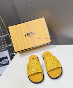 Top of the line original FENDI flat slippers, with brown original cowhide on the upper and F6c2g2yvv