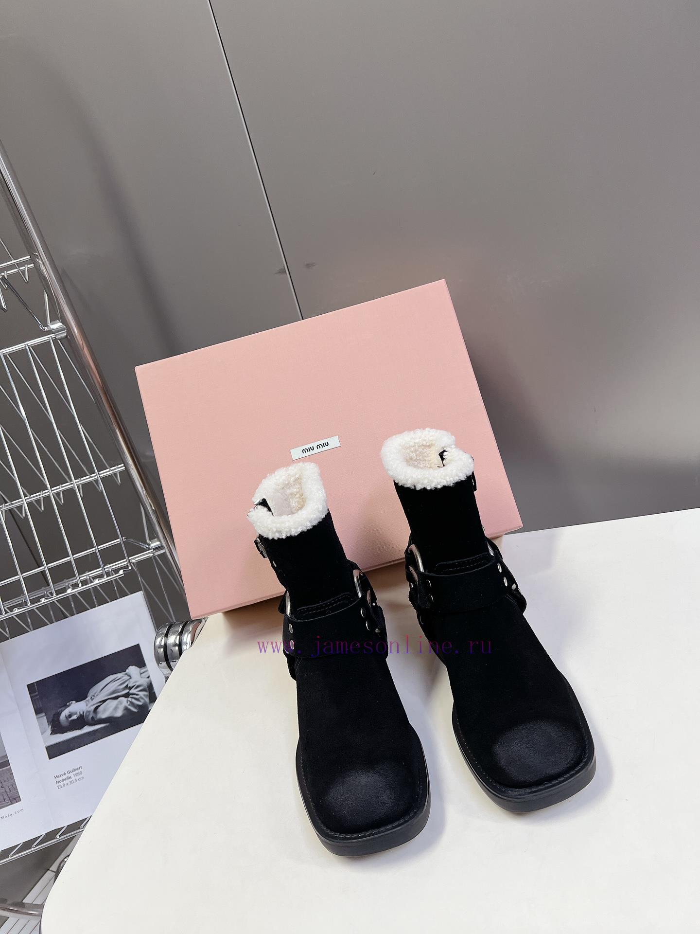 Top tier Miumiu autumn and winter limited edition walking bootsOne of the most worthwhile bo18ji35xf - Image 2