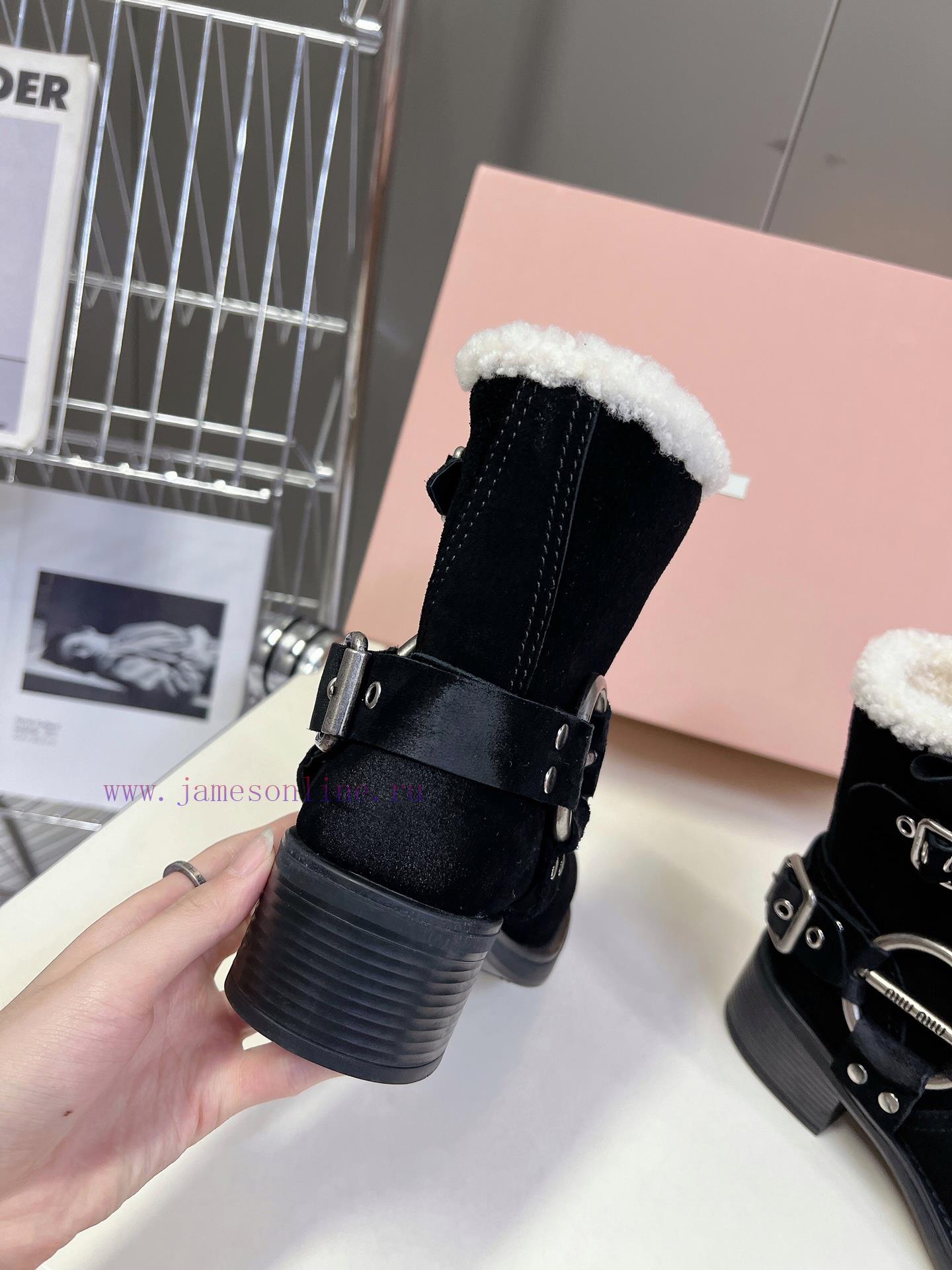 Top tier Miumiu autumn and winter limited edition walking bootsOne of the most worthwhile bo18ji35xf - Image 9