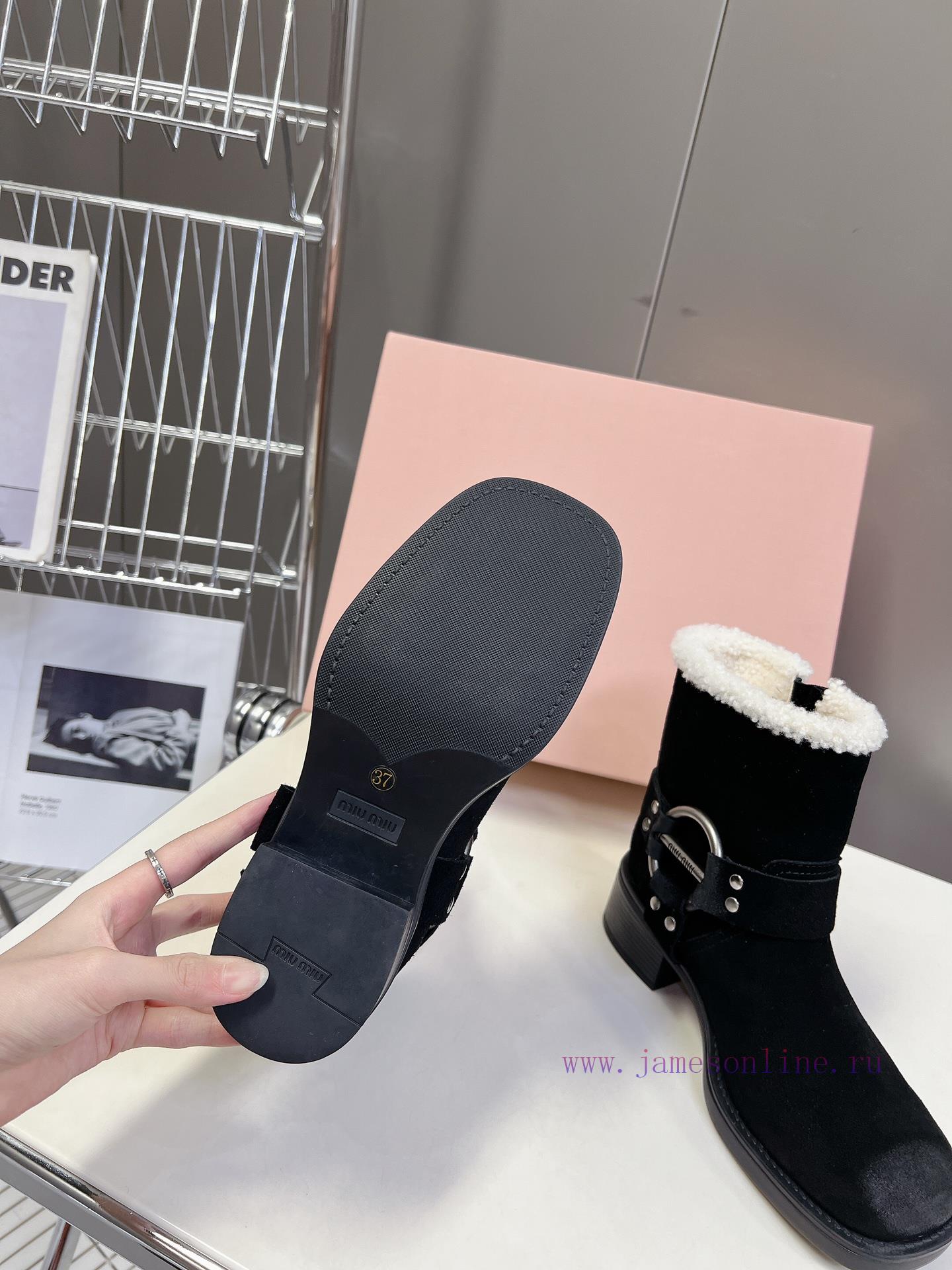 Top tier Miumiu autumn and winter limited edition walking bootsOne of the most worthwhile bo18ji35xf - Image 10