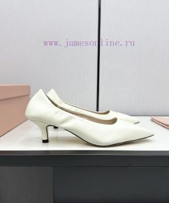 Top tierMiu Miu Miu Miu ㊙️ 24ss Autumn/Winter New Collection British StyleThe MiuMiu runway o7tcknkt