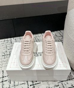 Top tierAIexanderMcQueen 24/Latest Couple Thick Bottom Casual White ShoesOriginal developmencr426jmx
