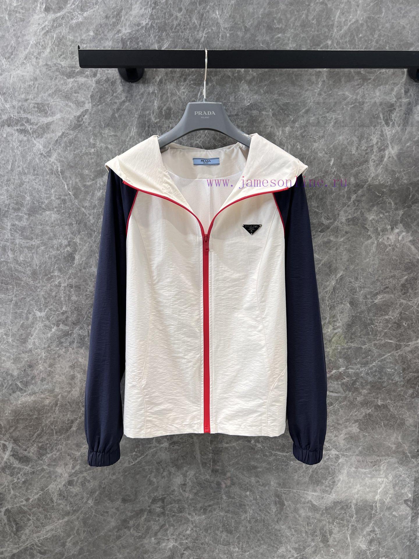 ZT60702 Prada 25Ss Early Spring New Collection Color Contrasting Edge Triangular Logo Decorativ 3aw4ga6i - Image 3