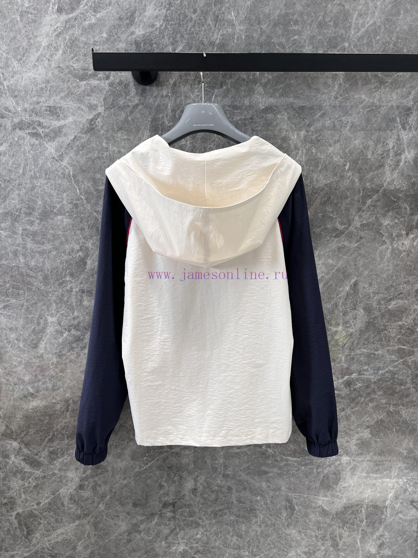ZT60702 Prada 25Ss Early Spring New Collection Color Contrasting Edge Triangular Logo Decorativ 3aw4ga6i - Image 5