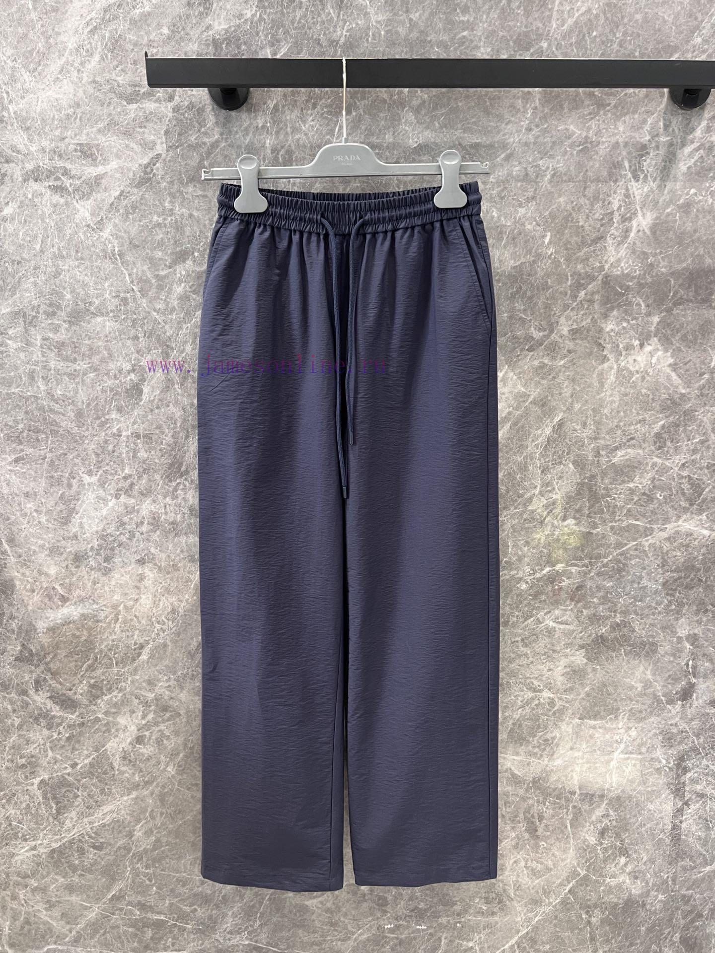 ZT60702 Prada 25Ss Early Spring New Collection Color Contrasting Edge Triangular Logo Decorativ 3aw4ga6i - Image 8