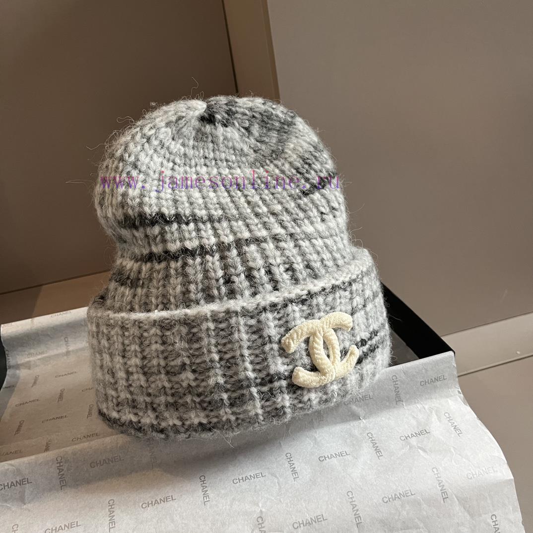Chanel Knitted Woolen Hatvuepfog8
