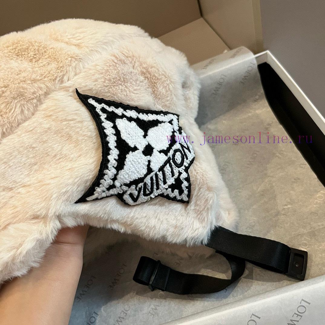 LV plush ear protection hatulh2y48h - Image 6
