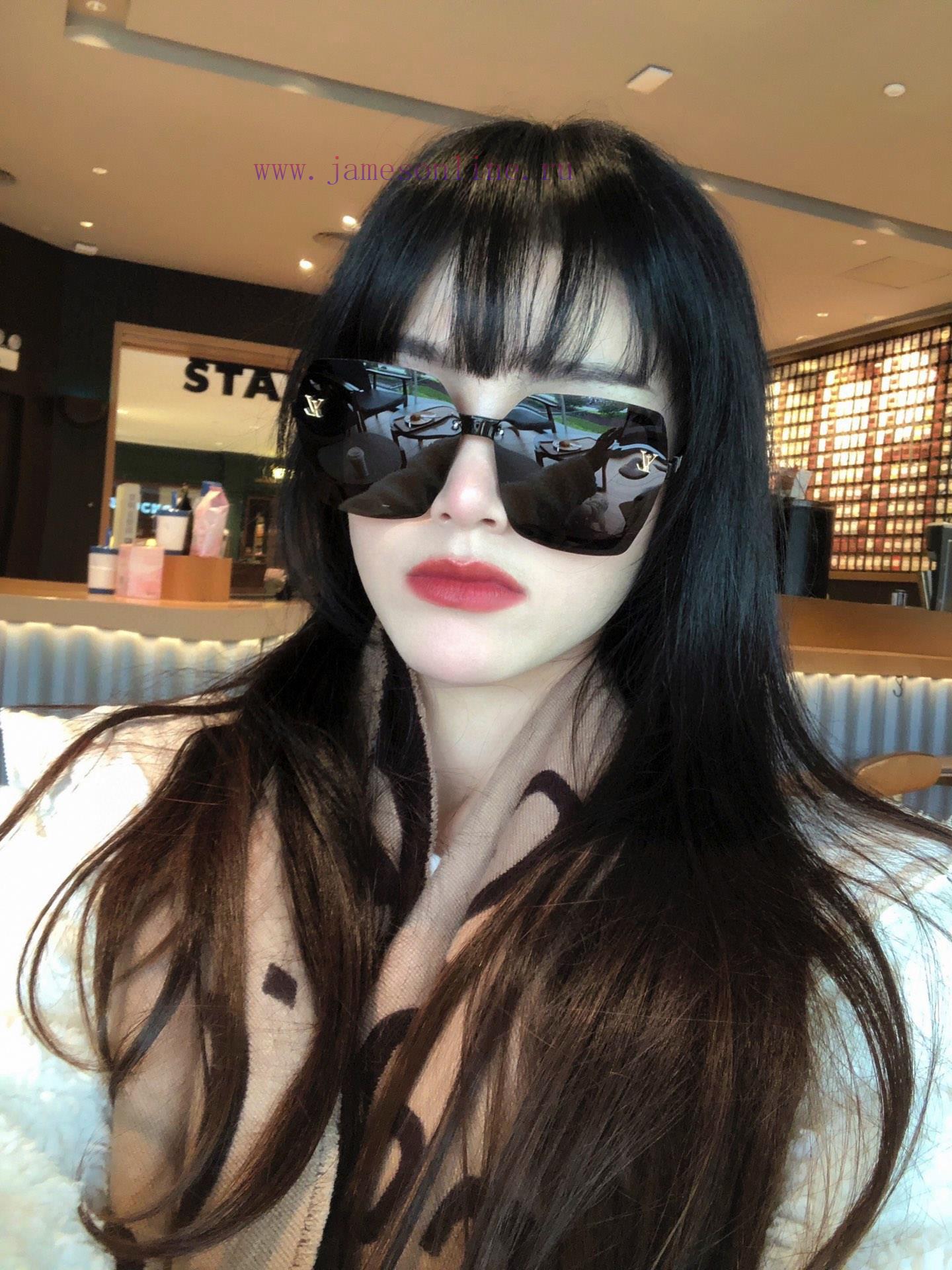 LV 2024 Spring New Trendy Popular Fashion Box Sunglasses High Quality Comfortable Wearing In6mno0xfy - Image 4