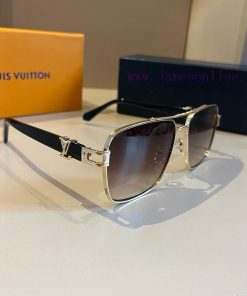 LV Louis Vuitton's new sunglasses debutUnisex wear provides unbeatable comfortFashionable an2d90t6bn