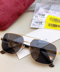 High end quality goods, each leg of the mirror has an independent anti-counterfeiting code. vndh2t3h