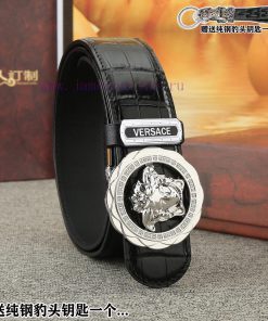 Give away a pure steel keychain as a giftComes with a complete gift boxVERSACEBuckle materia eyv3jk9o
