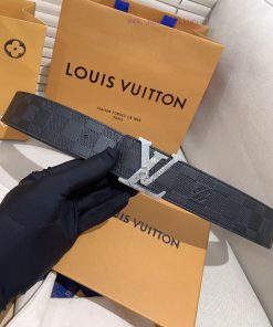 LV Louis VuittonA complete set of 40mm width genuine one-piece cast steel buckles, made of d mo9qwxna