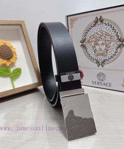 Versace. VersaceMaterial: Leather Belt with 100% Head Layer. The leather belt is guaranteed 5hfll590