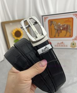 Hermes Herm è s automatic beltMaterial: Leather Belt with 100% Head Layer. The leather belt fvi0yc1p
