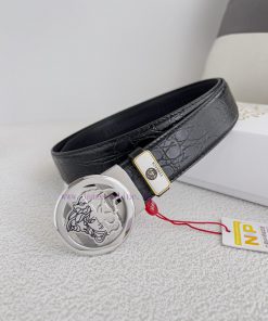 Versace Versace. ️ Belt and belt automatic beltAutomatic belt, classic head buckle made of p vab6cvfw