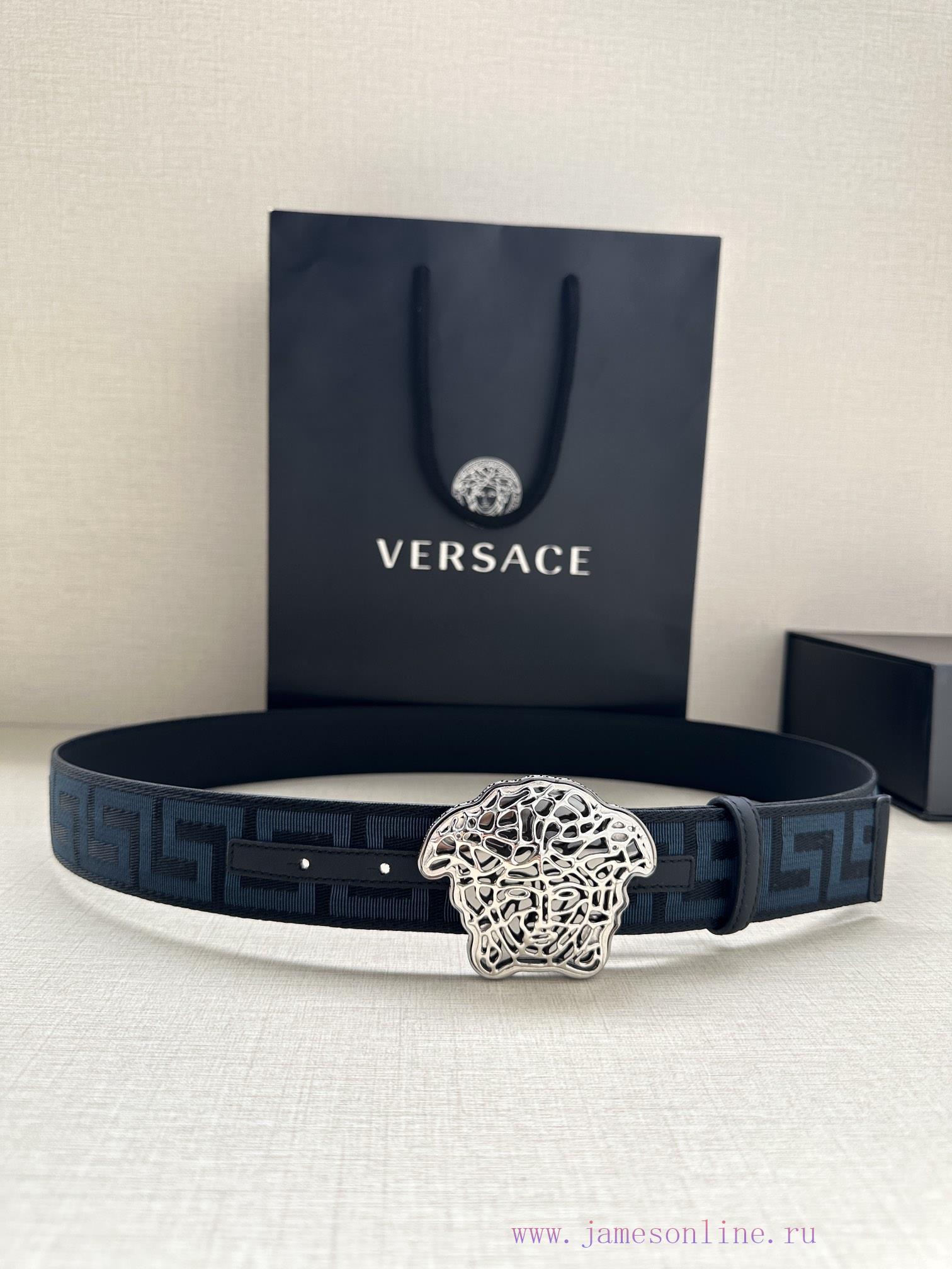 Width 3.8cm Versace This satin belt from Versace has a very casual style, adorned with the i engbwbb2