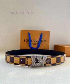 This 4.0-wide LV Initiales double-sided belt is from the 2024 spring/summer men's fashion sh i8fu24ns