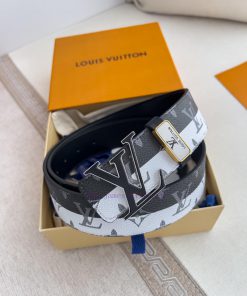 LV... Louis Vuitton Belt and BeltsBuckle, classic pure steel material buckle, top layer cowh 27b4a1oz