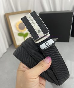 Montblanc Automatic BeltMaterial: Leather Belt with 100% Head Layer. The leather belt is gua nilc4b8z