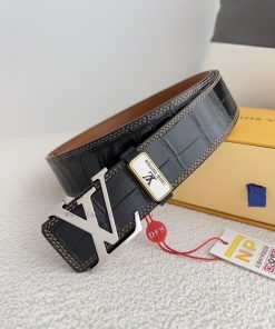 LV... Louis Vuitton Belt and BeltsBuckle, classic pure steel material face letter buckle, to vkmshtej