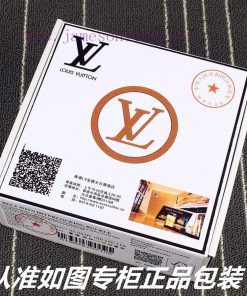 Lv... Louis Vuitton crocodile boneIdentify and receive a punch as a giftMaterial: 100% top l ohjnyisg