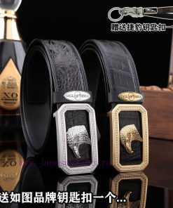Give a picture keychain as a giftComes with a complete set of wooden boxessTEFANO RICCIBuckl dm7vpfgo