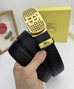 Burberry automatic beltMaterial: Leather Belt with 100% Head Layer. The leather belt is guar o5n1xu0n