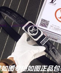 Lv... Louis Vuitton crocodile boneIdentify and receive a punch as a giftMaterial: 100% top l omitedpz