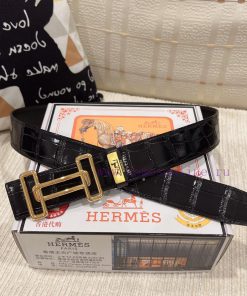 Hermes Hermès Material: Leather Belt with 100% Head Layer. The leather belt is guaranteed to vujhrtg1