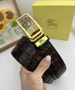 Burberry automatic beltMaterial: Leather Belt with 100% Head Layer. The leather belt is guar lpvsgkbx
