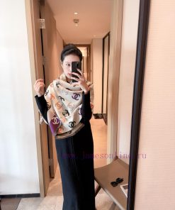 CHANEL 24C Double sided Rainbow ScarfRainbow gold and silver silk scarf shawl, first release2e20jc7g