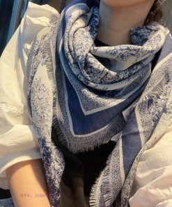 The high-end item is Dior's women's animal square scarf. I was amazed by Dior's new Cannage 5vu2kpyq