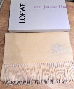 ▪Loewe   Luoyiwei's rare and gentle color scheme, low-key yet elegant. Double sided color epltxpee